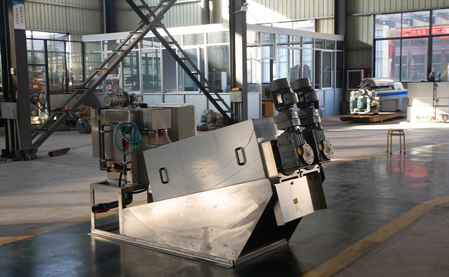 浙江污泥切條機:提高污泥處理效率的創(chuàng)新設備(圖1) undefined