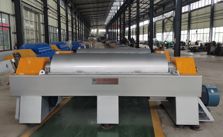 臥螺沉降離心機(jī)(圖1) undefined